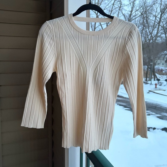 🆕7 For All Mankind Cream Ribbed Knit Top Open Back Cutout Stretchy Casual Size L - Picture 4 of 17